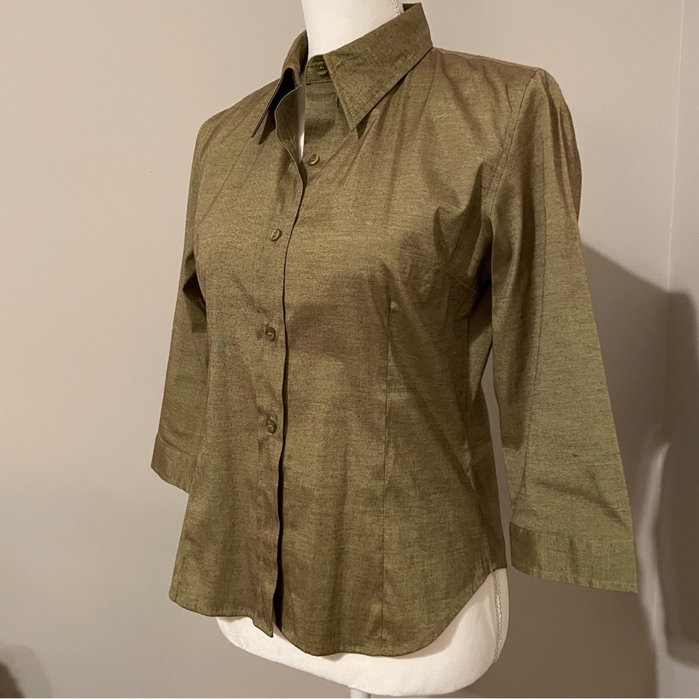 DCC Green Blouse - 3/4 Length Sleeve, Stretch, Darted, Princess Seam size Small
